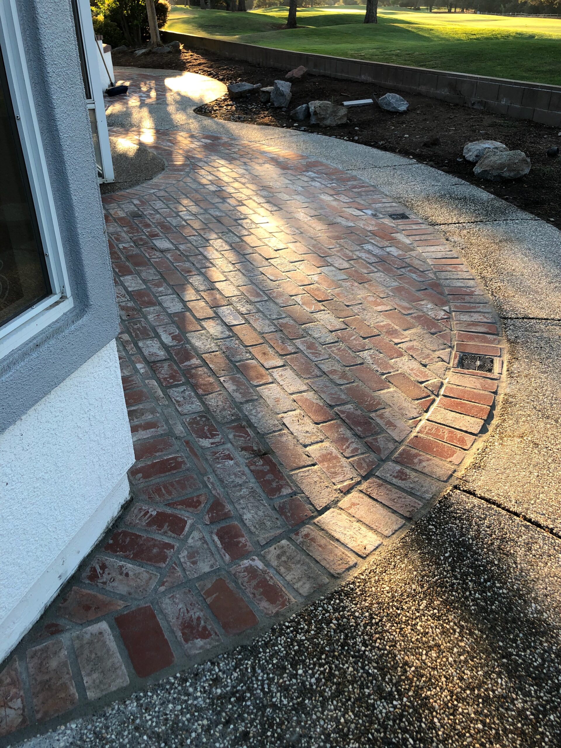 A picture of concrete driveway in Cerritos.